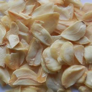 Chips di aglio disidratato